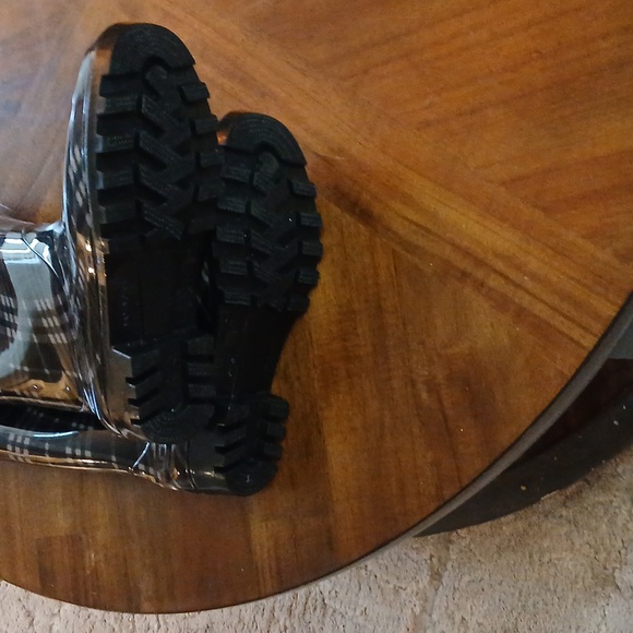 NWT St John's Bay rainboots - Picture 3 of 4